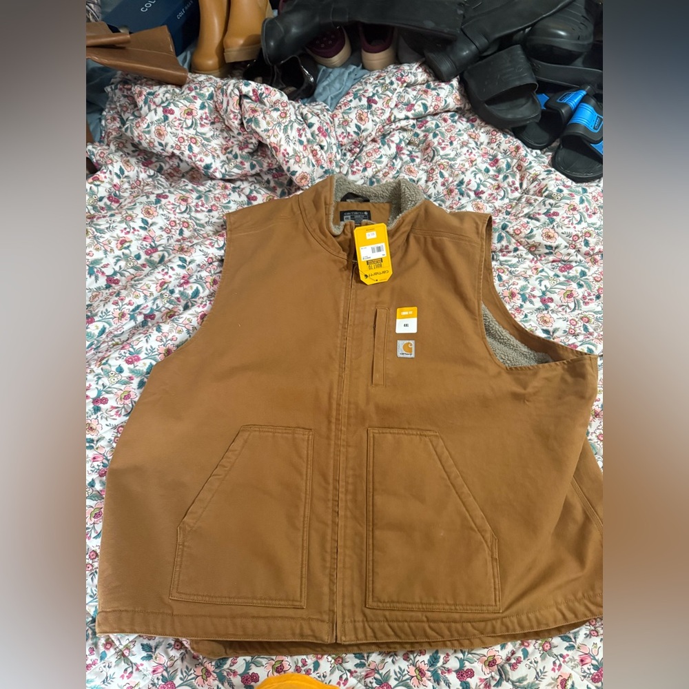 Carhartt Men’s Big & Tall Brown Work Vest with Sherpa Lining